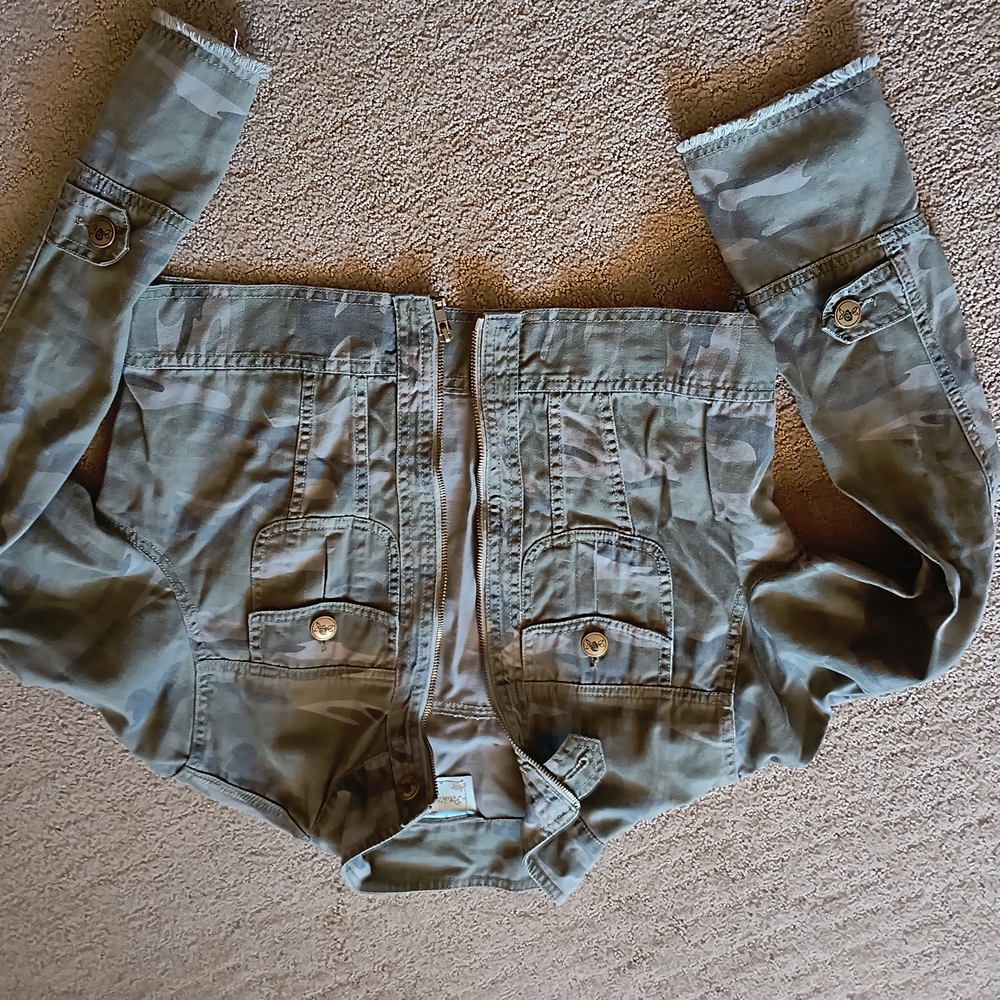 Women's Camouflage Shorts